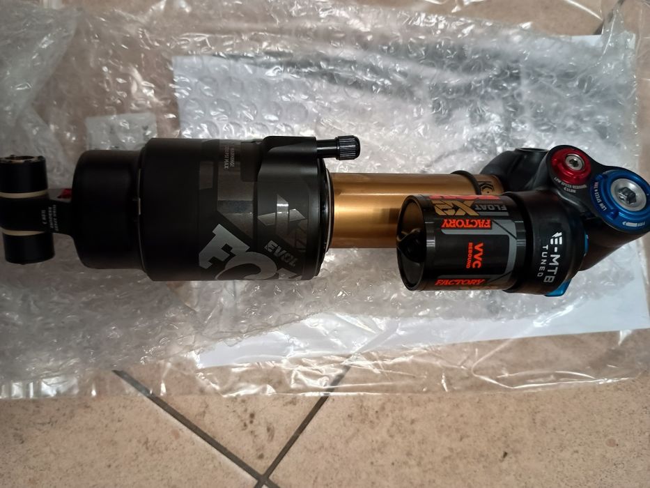 Nowy 2024 Fox float x2 factory kashima 2pos, 205x65 trunnion
