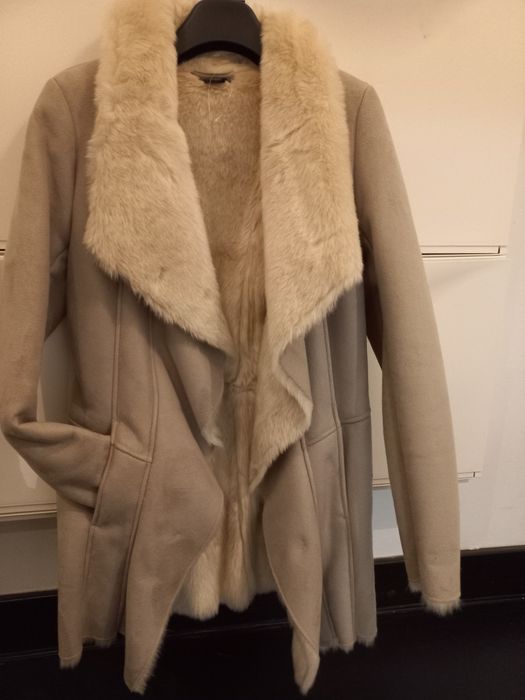 Płaszcz futerko nowe 34