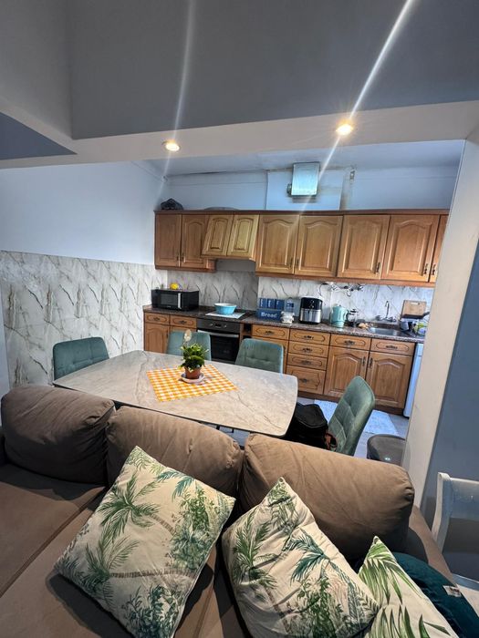 Quarto p/ Casal ou Rapariga ao pé da estação de Alhandra