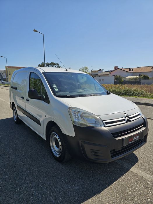Citroen Berlingo Longa Fibrada