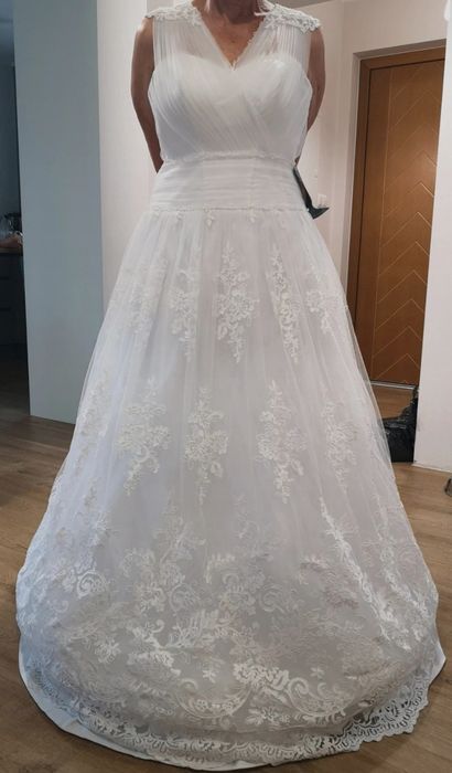 Suknia ślubna biała