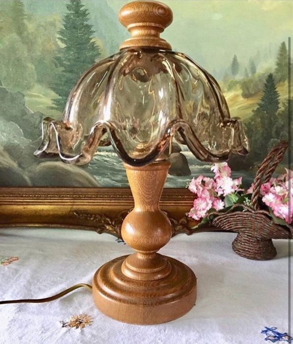 Лампа настольна