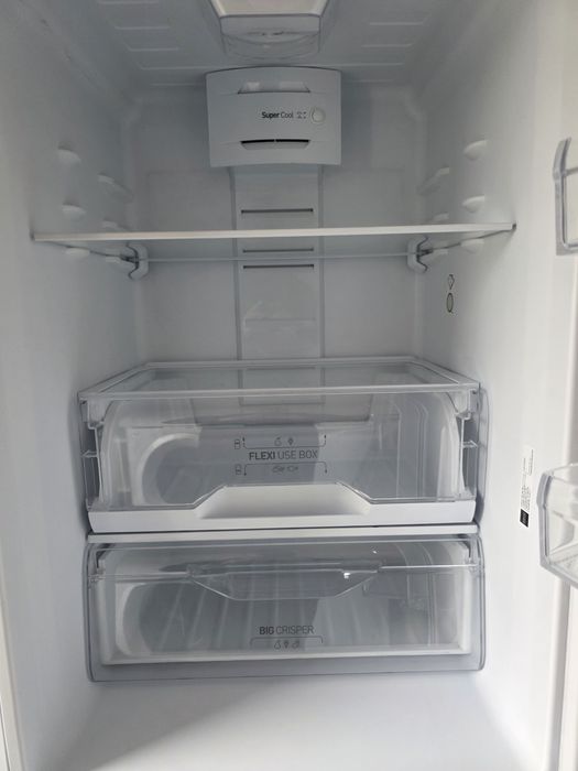 Frigorífico combinado Indesit LI80 FF2 W – a funcionar perfeitamente