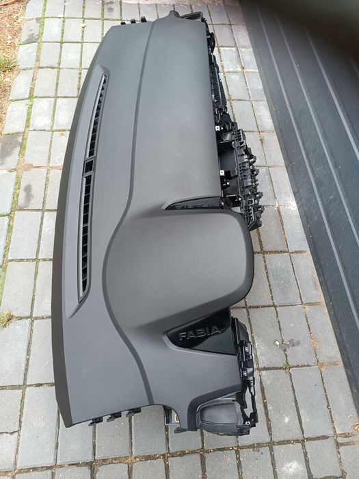 deska kokpit konsola SKODA FABIA III  fabia IV 4 regeneracja