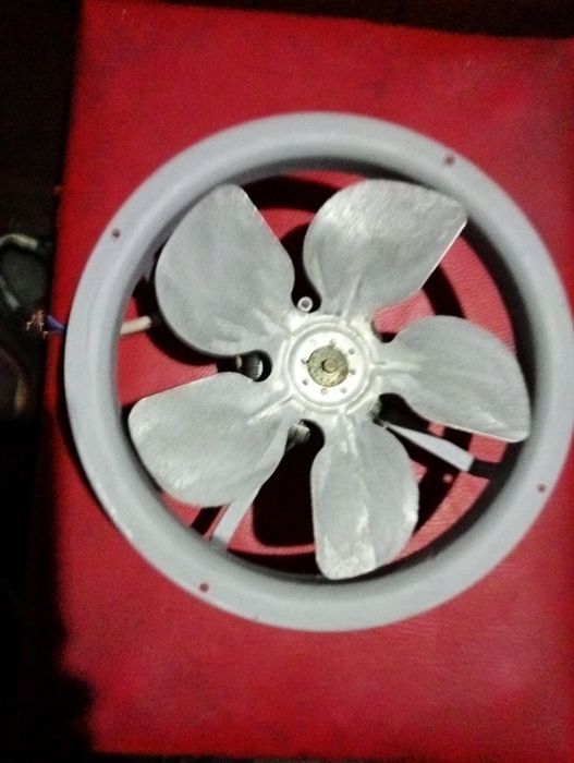 Вентилятор обдува, охлаждения.