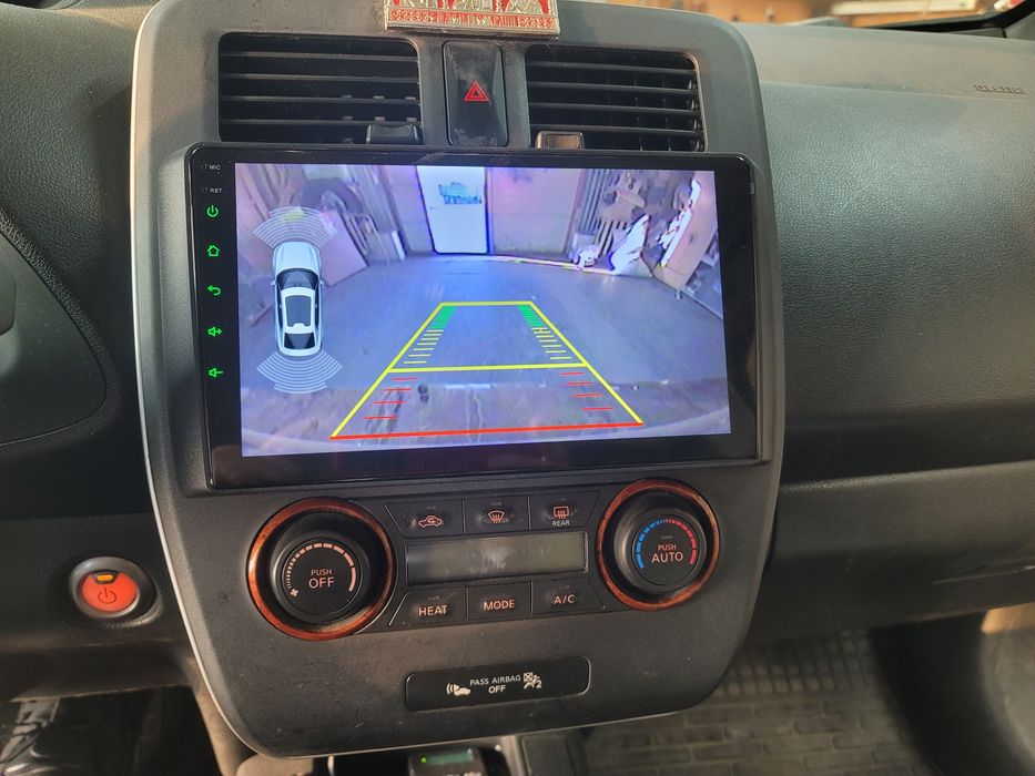 Штатная магнитола для Nissan Leaf , CarPlay 8м ядер Qled