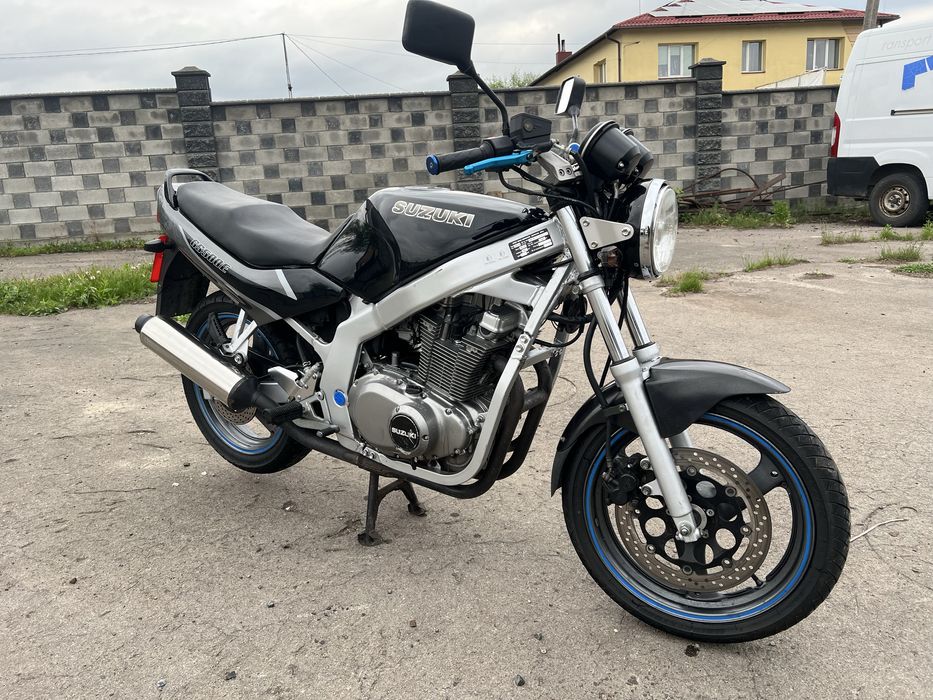 Suzuki GS-500 1999року
