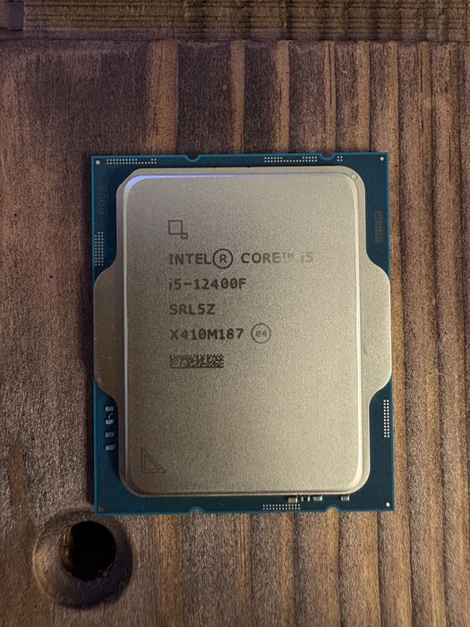 Intel Core i5-12400F / 6 ядер 12 потоків / Стан відмінний