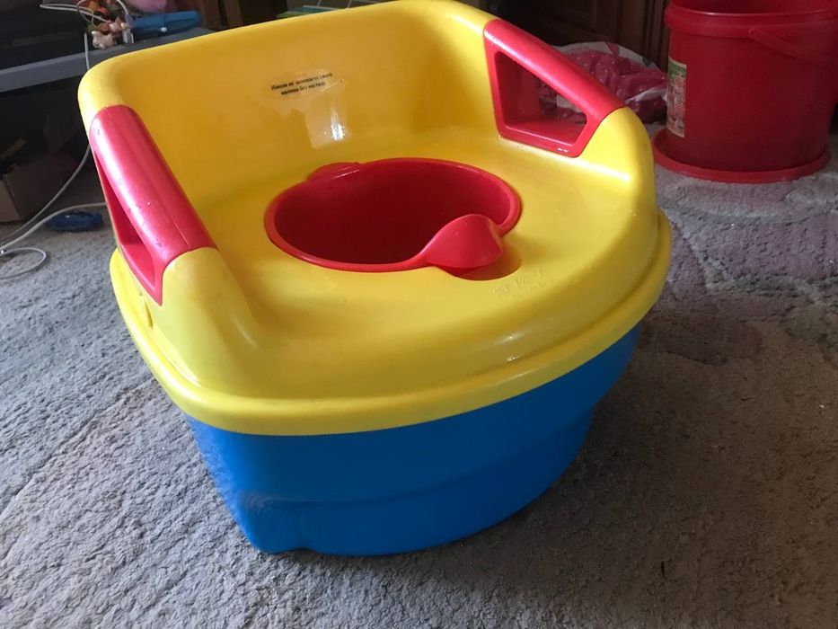 Віддам зручний дитячий горщик 3 в 1 Chico