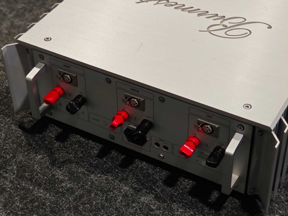 3х канальный усилитель мощности Burmester 037