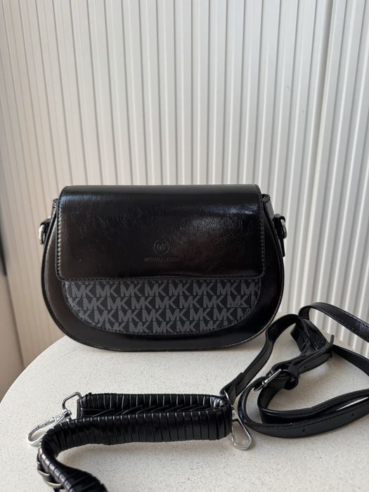 Сумка Guess жіноча