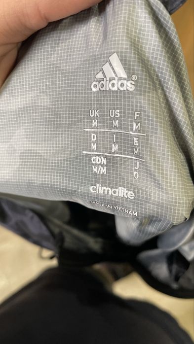 Вітровка adidas m