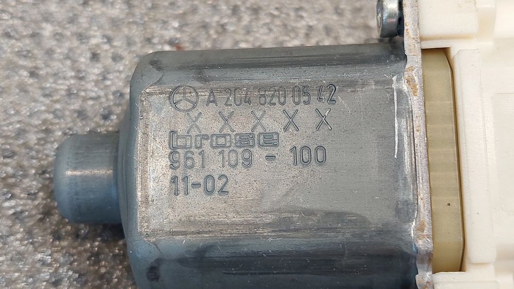 Motor vidro trás esquerdo MERCEDES-BENZ Classe C Carrinha (S204)