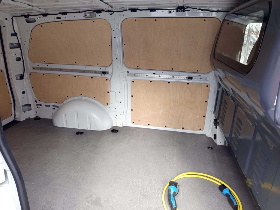 Mercedes-Benz e-Vito 2021