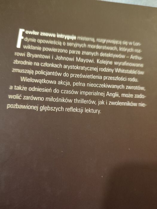 Książka "Siedemdziesiąt siedem zegarów", thriller.Nowa.