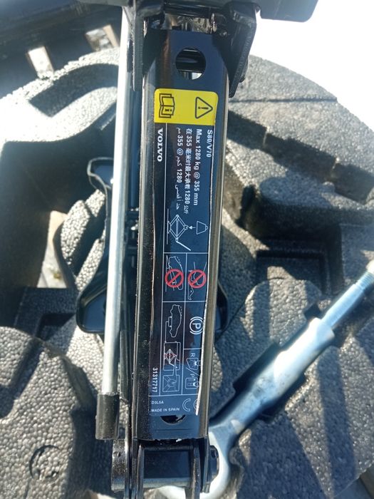 сітка багажника докатка домкрат Вольво с80 в70 Volkswagen golf IV 5/10