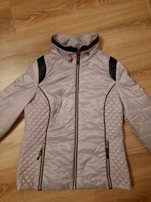 Damska kurtka liliowa z elementami skórzanymi - stan idealny!