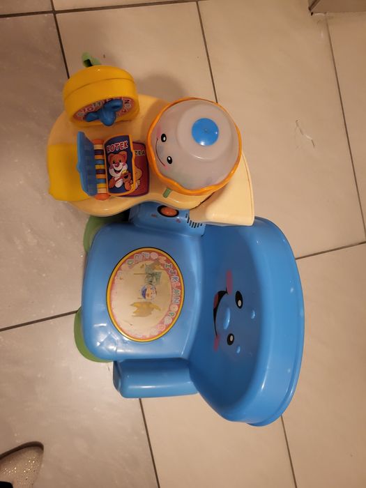 Interaktywne krzesełko uczydełko Fisher-Price