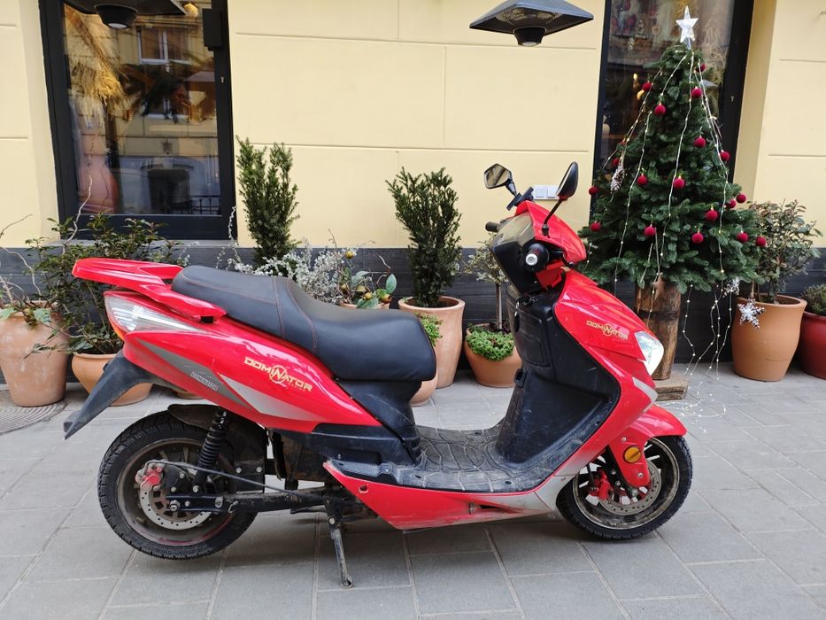 Скутер мопед в оренду