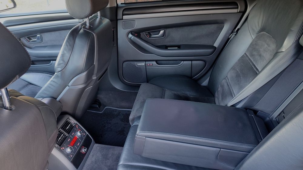 Audi A8 4.2 MPI  Quatro