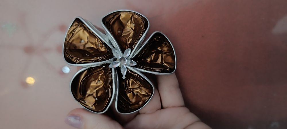 Pregadeira artesanal castanha. Usada