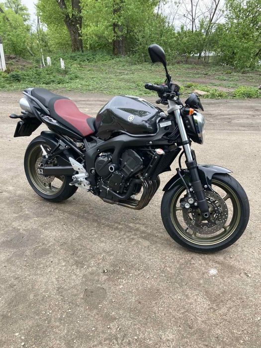 В продажі YAMAHA FZ6-S2
