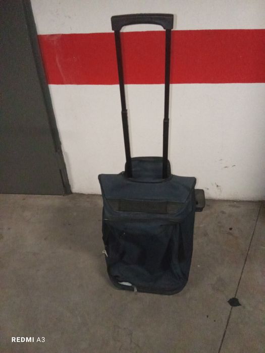 Mala trolley em excelente estado