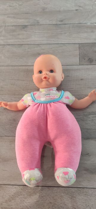 Conjunto Nenuco medica porque chora