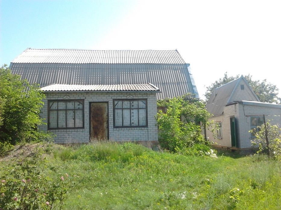 Продам недобуд, дачу, ділянку.