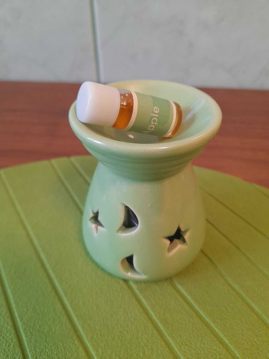Kominek zapachowy, ceramiczny, zapach jabłkowy