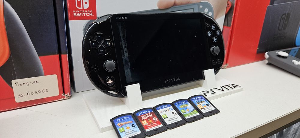 Sony Playstation vita  б/у