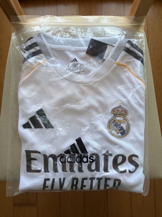 Camisola Real Madrid 25/26 tamanho S