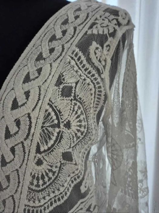 Narzutka na strój kąpielowy koronkowa boho