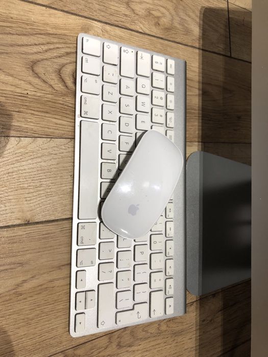 iMac 21,5 cali 2015 1.4 i5 8 GB 500 GB