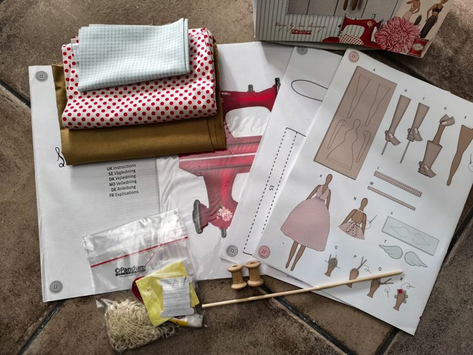 Caixa Kit  Sewingbird Angel - Tilda