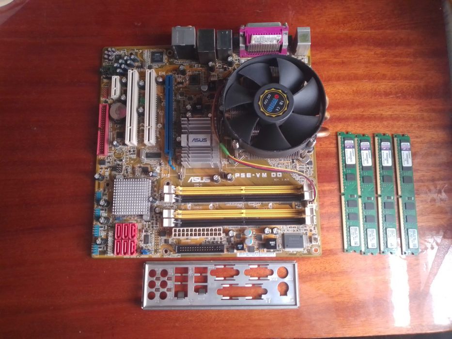 Материнська плата Asus P5E-VM DO