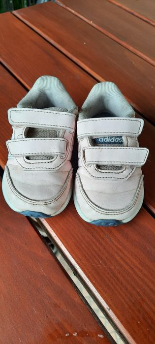 Adidasy dla dziewczynki