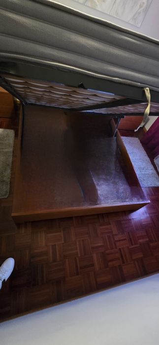 Cama mesas cabeceira colchão cerejeira