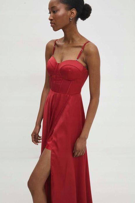 Answear Lab 38 M Sukienka Czerwona Rozkloszowana Maxi T1068