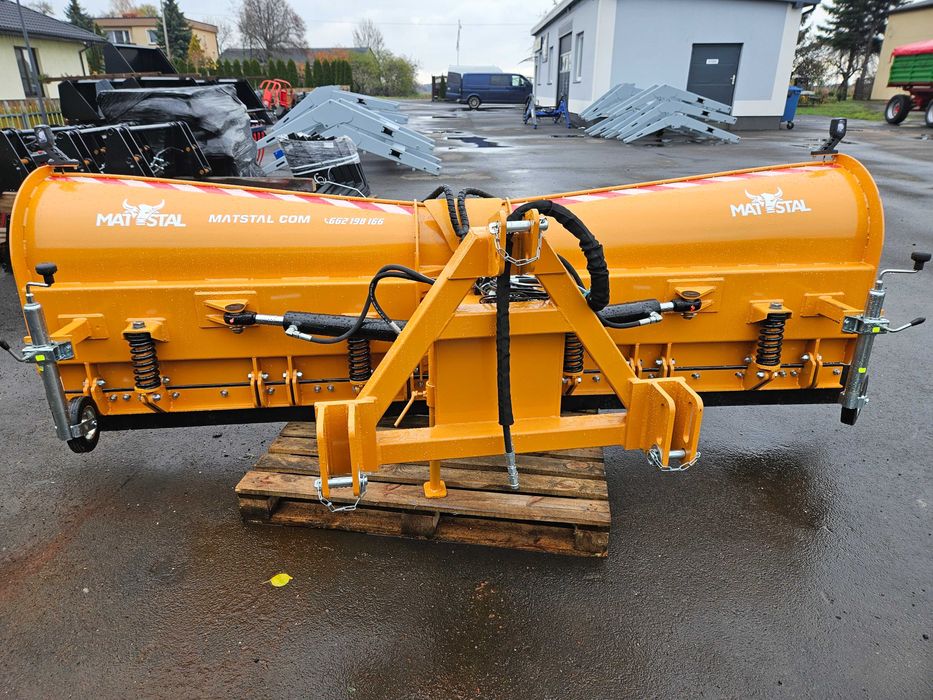 Pługi odśnieżne . Strzałka, proste