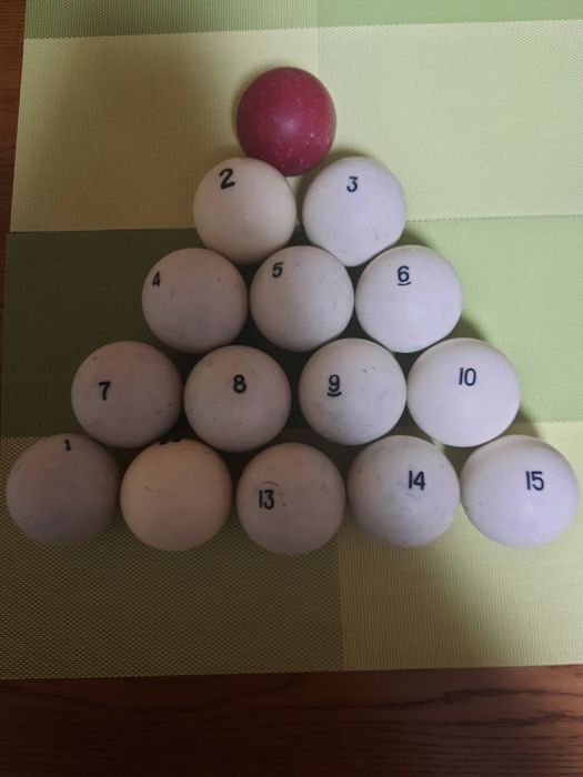 Кій Італія і шари без одного