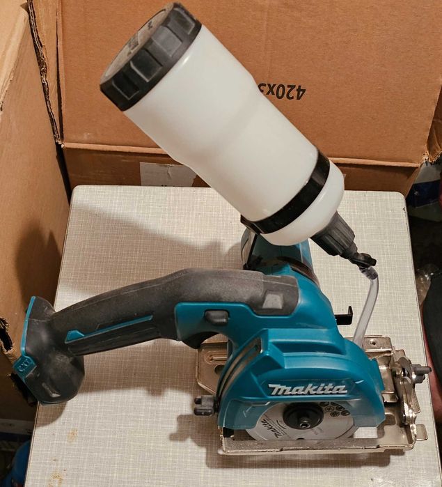 Przecinarka piła tarczowa diamentowa makita  CC301D NOWA