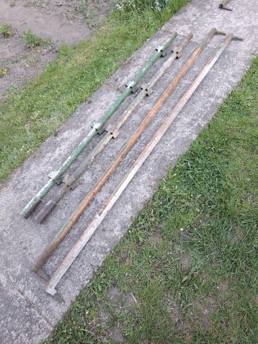 Rusztowania choinkowe klinowe , leżnia 250cm , stojak 200cm