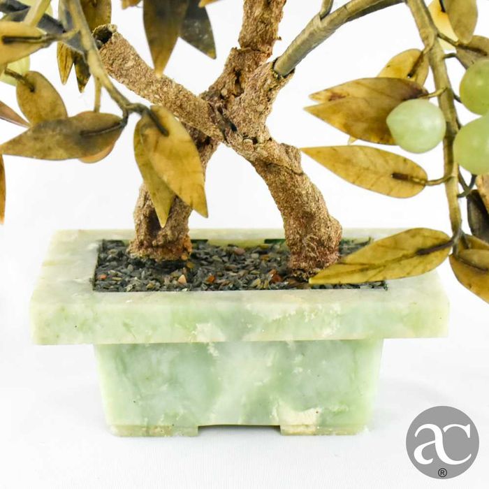 Árvore bonsai, China, feito em pedra, quartzo e jade n2