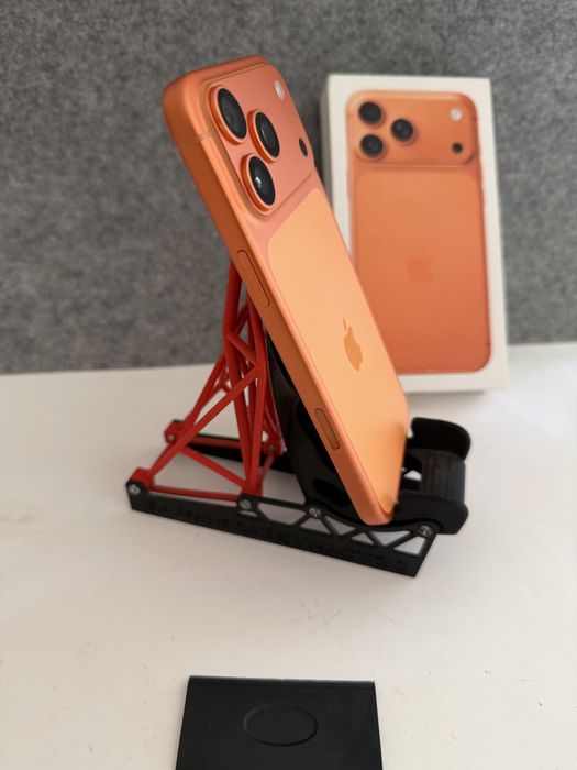 Troco/Vendo IPhone 17 Pro Max 512GB Cosmic Orange 6 ciclos