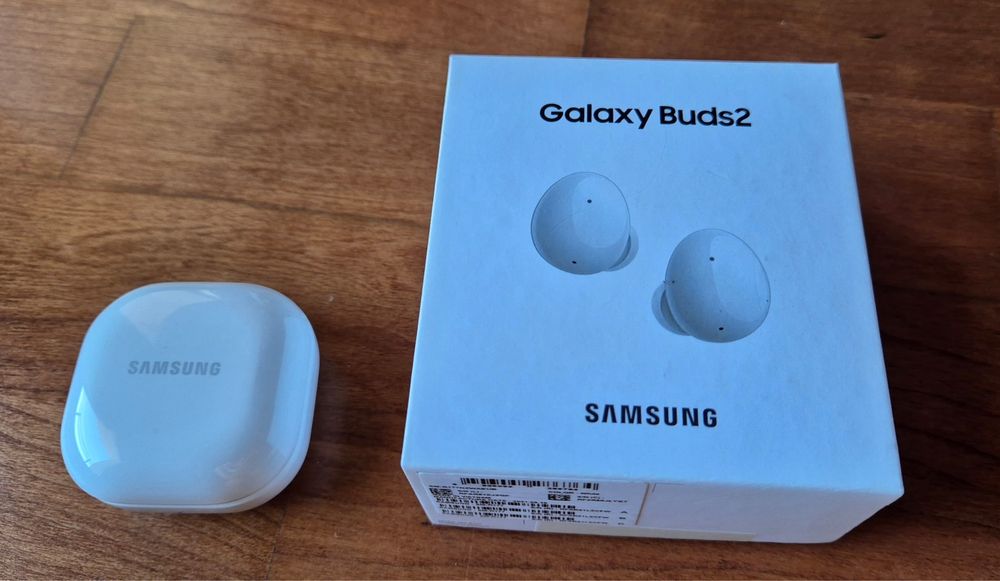 Samsung Buds2 - Brancos (Como Novos)