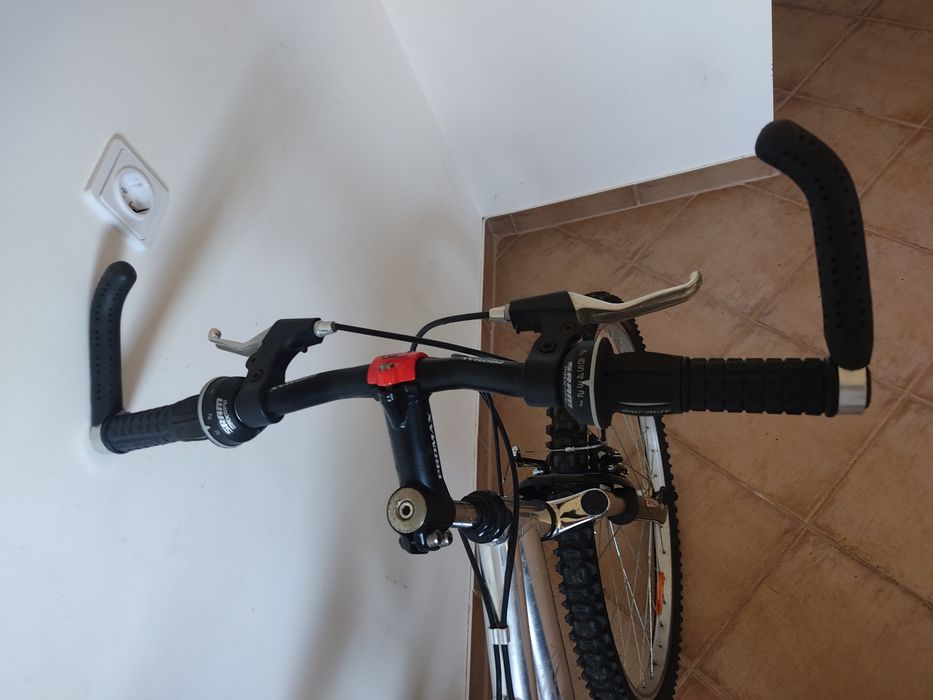 Bicicleta roda aro 26 revisão feita