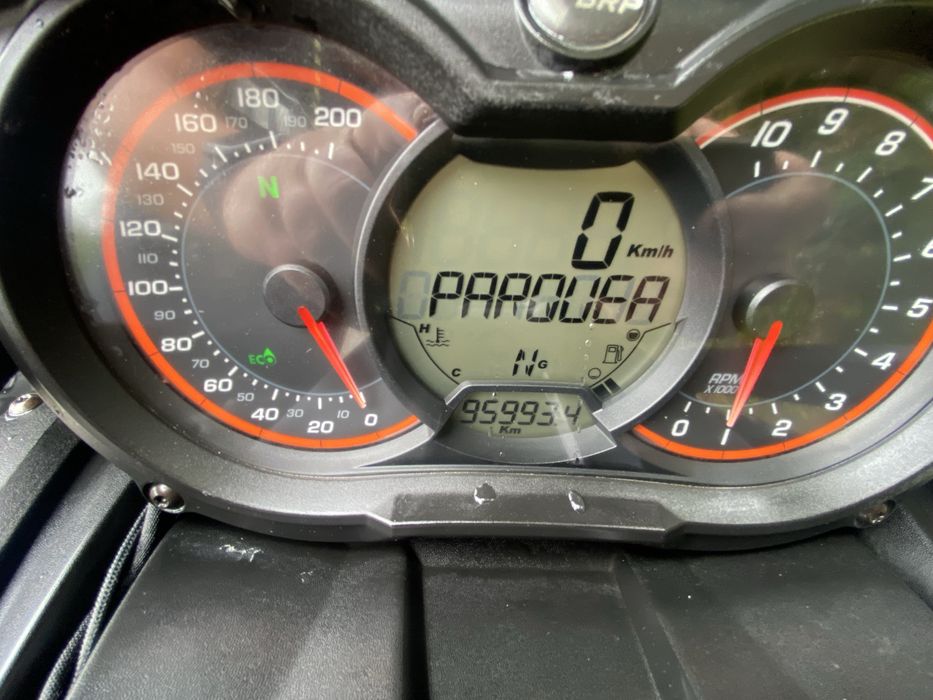 Can am spyder F3 S  com malas e encosto do passageiro