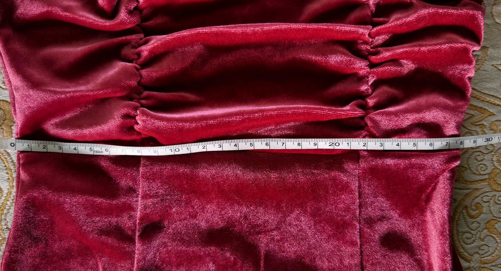 Велюровое платье plt xs