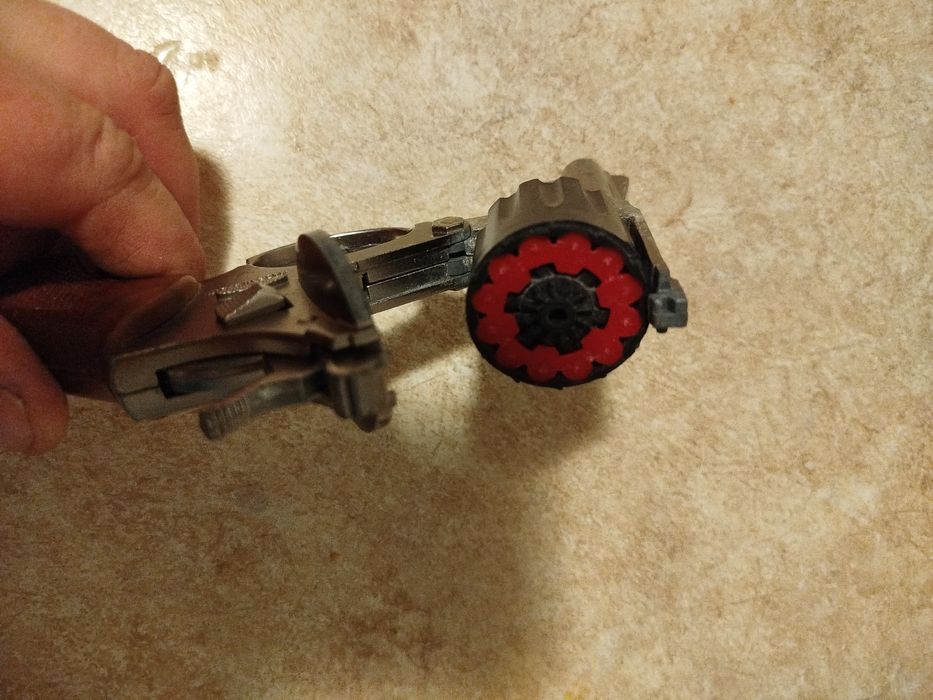 Детский револьвер на пистонах. Испания.